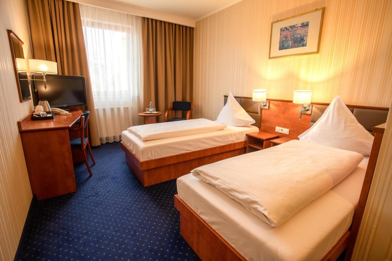 Business Hotel Vega Wrocław Eksteriør bilde