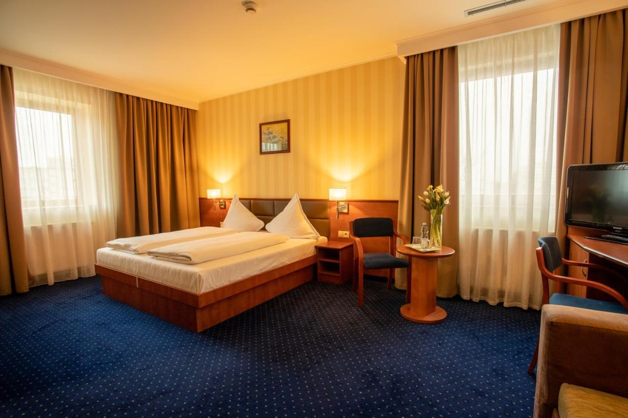 Business Hotel Vega Wrocław Eksteriør bilde