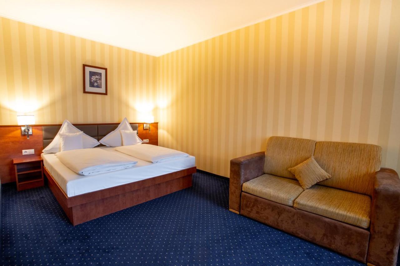 Business Hotel Vega Wrocław Eksteriør bilde