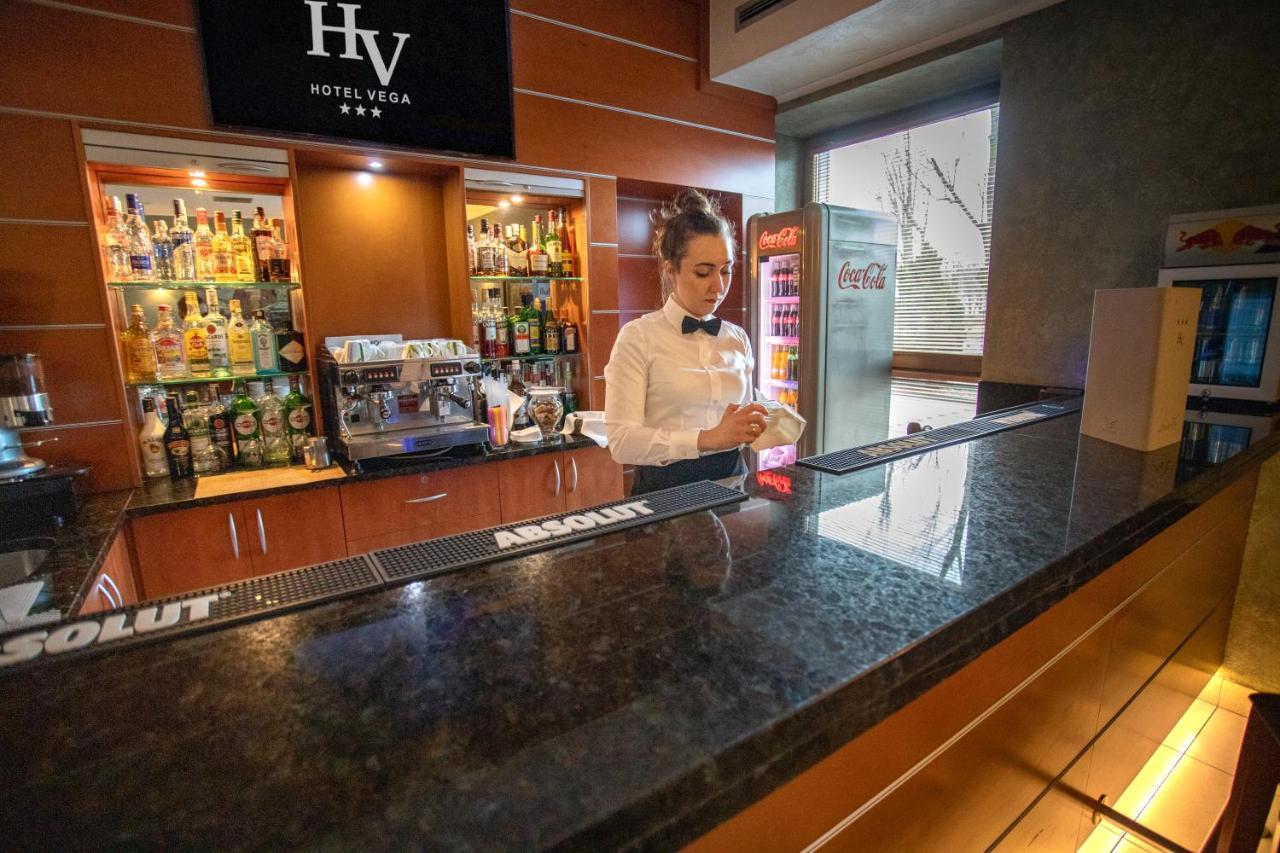 Business Hotel Vega Wrocław Eksteriør bilde