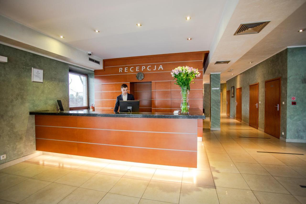 Business Hotel Vega Wrocław Eksteriør bilde